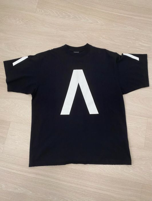 Vand tricou balenciaga archive
