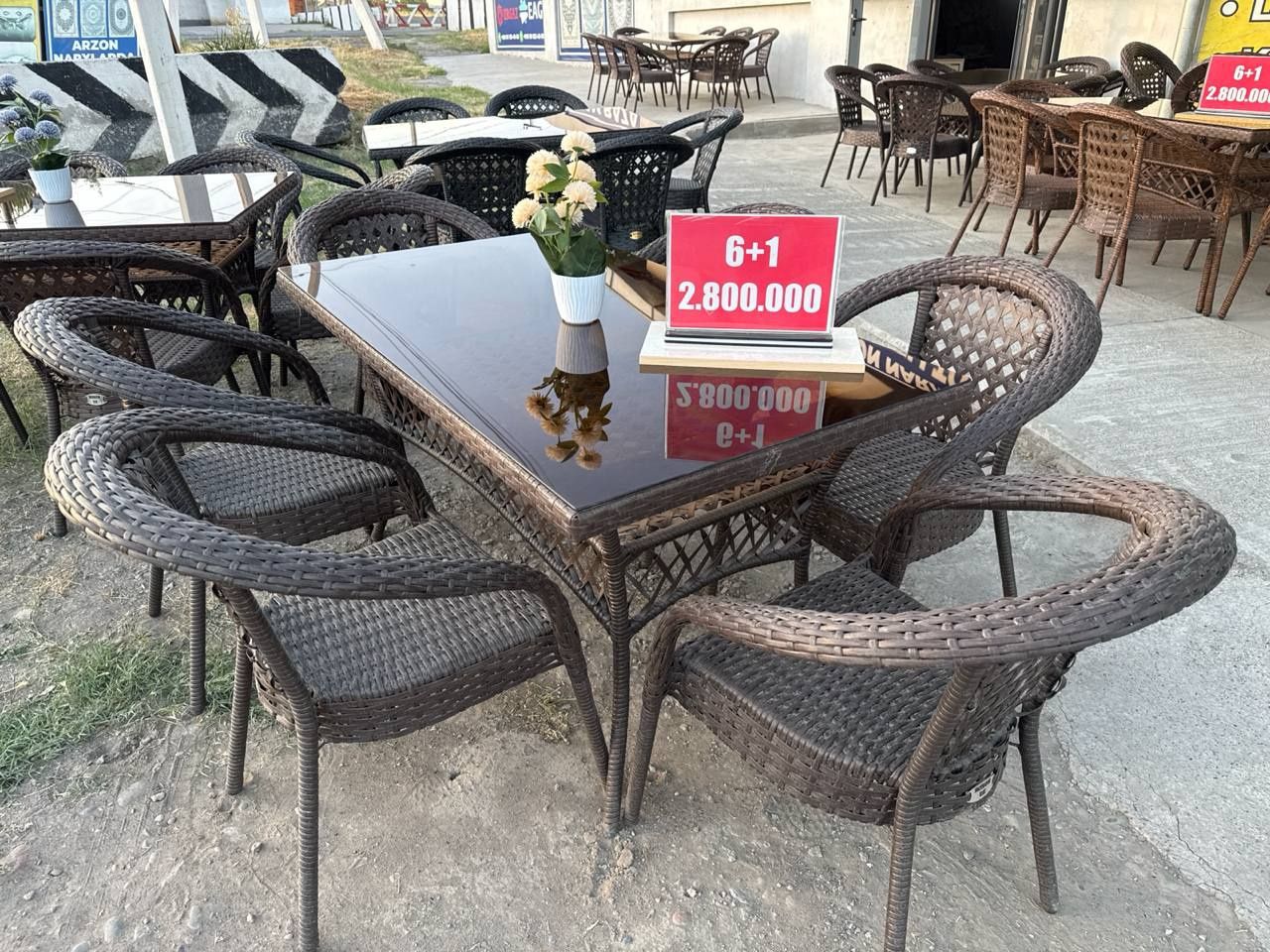 Arzon sifatli ratan mebil