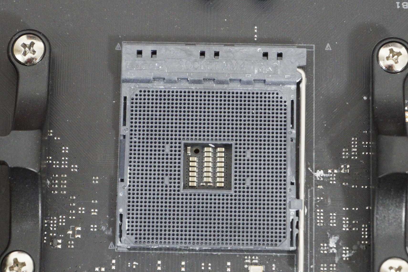 AM4 дъно дънна платка Asus B550-F ROG Strix / вкл ДДС