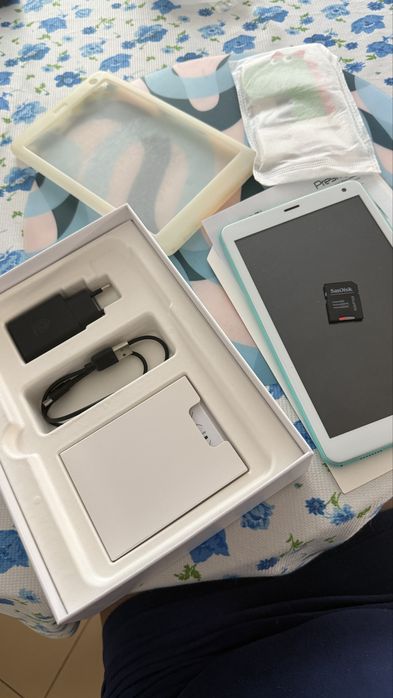 Детски Таблет Prestigio Q Pro + SanDisk ultra 64gb