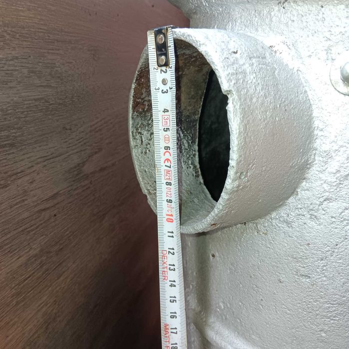 Godin"sobă" din fontă