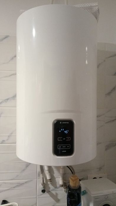 De vânzare boiler electric ariston 80 litri