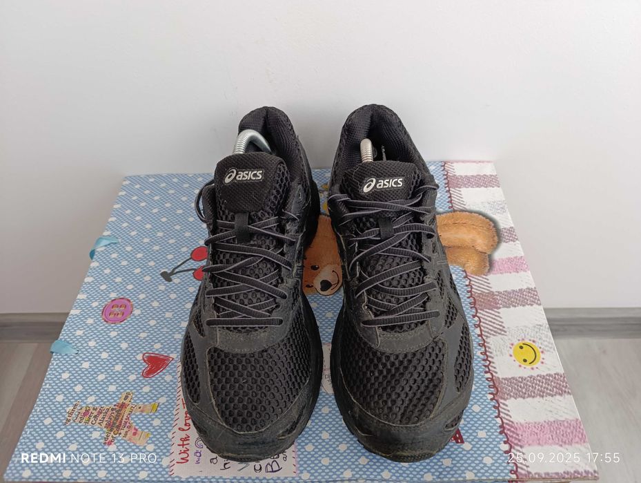 ''Asics GEL-CUMULUS 16''оригинални маратонки 44 номер