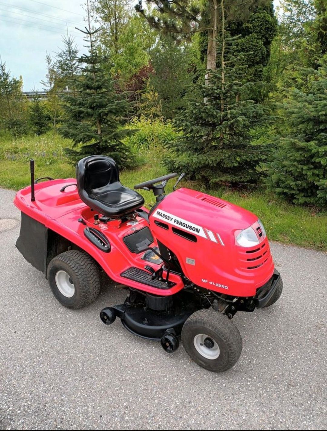 Tractoras Massey Ferguson 22 cp