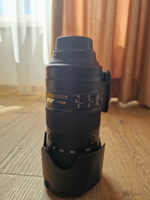 Nikon AF-S NIKKOR 70-200mm f / 2.8E FL ED VR
