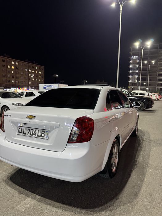 lasetti 1.6 AT srochna petno bor