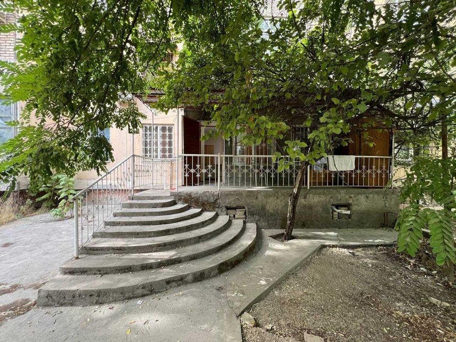 Ташсельмаш парк Ашхабад 1/1/4 с огородом и отдельным входом