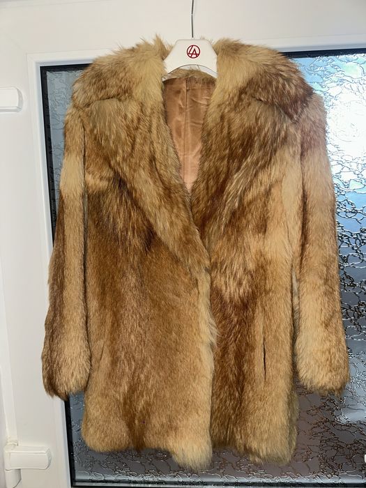 Blană Fourrures Jama- CANNES