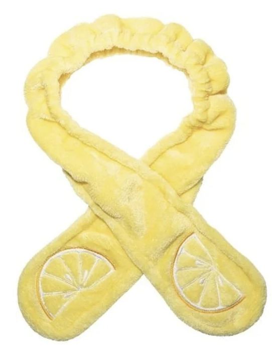 Bentita pufoasa cu urechi si model cu lamaie, Avon