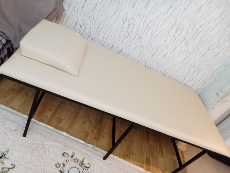 Кушетка для массажа широкая срочно