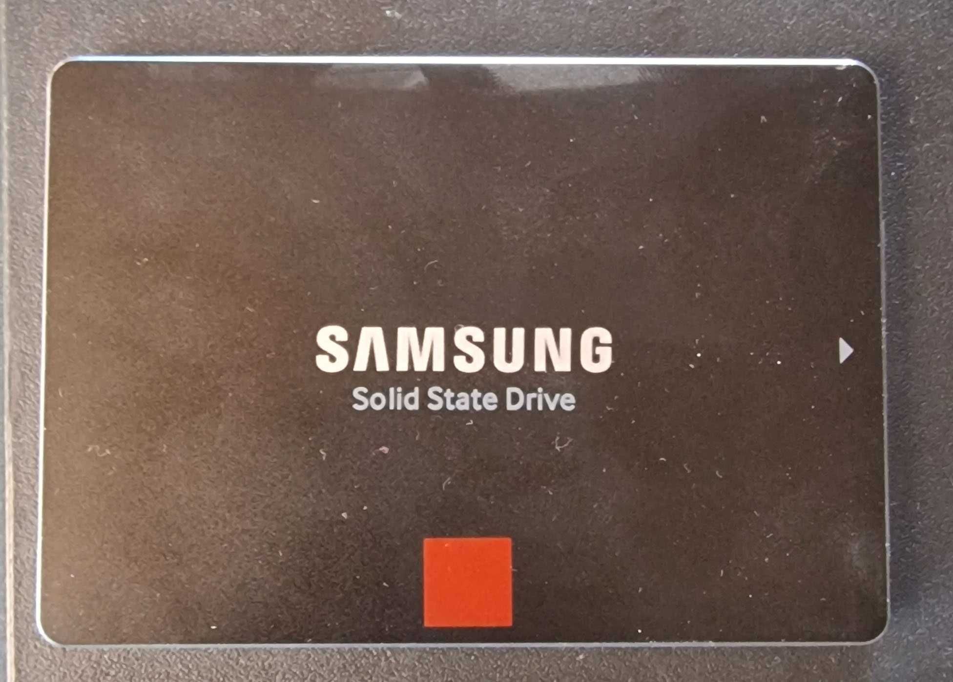 Ryzen 5950x + 32GBram + asus tuf x570 plus wifi+ 256 SSD Samsung 850