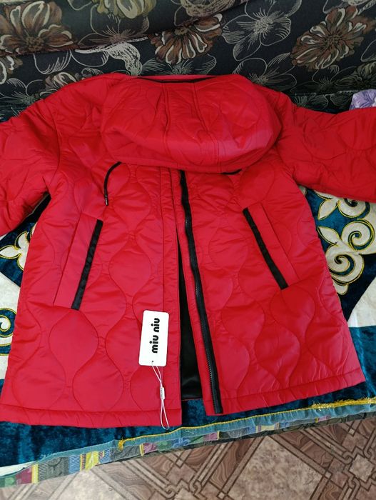 Куртка димисезон, размер 54, красного цвета