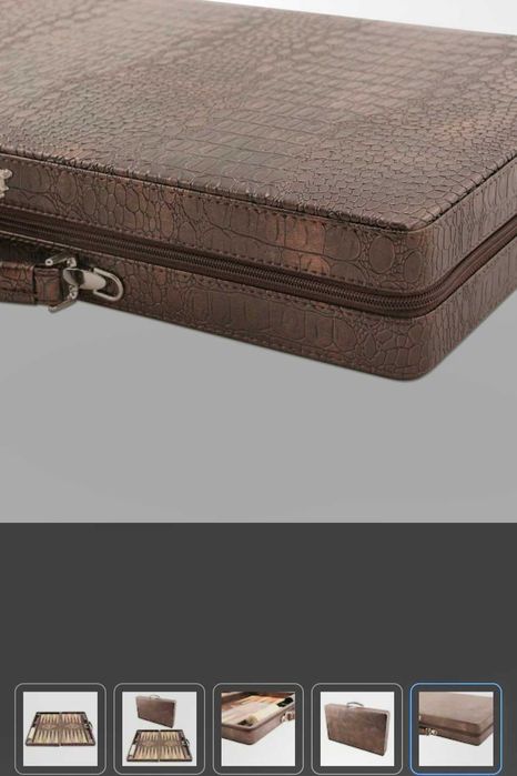 Table de lux cu geanta de piele