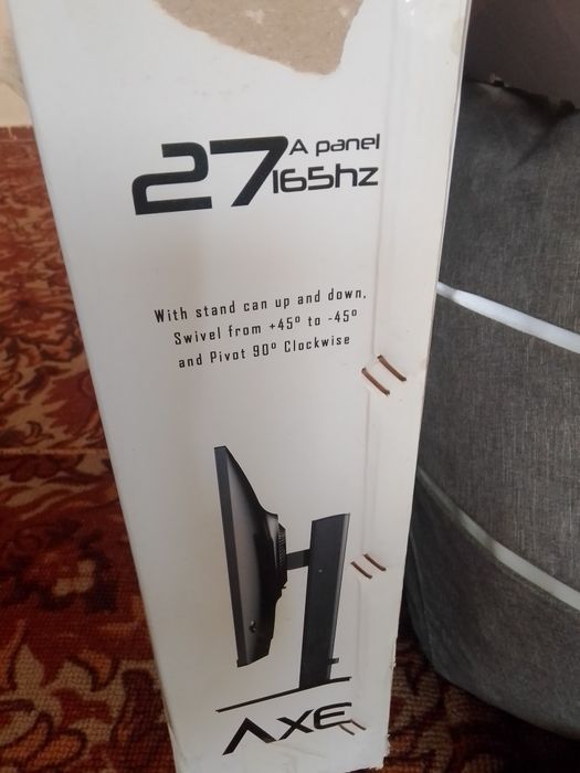 Monitor AXE 27 talik rgb ekrani singan