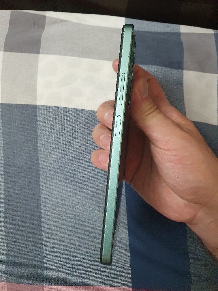 Srochna sotiladi Xiaomi Redmi Note 12 4G  8+8/256Gb Sastayani yaxshi