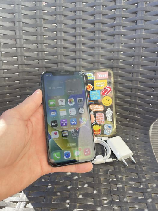 • Iphone X  • 64gb •  FUNCTIONAL • piese dezmembrari
