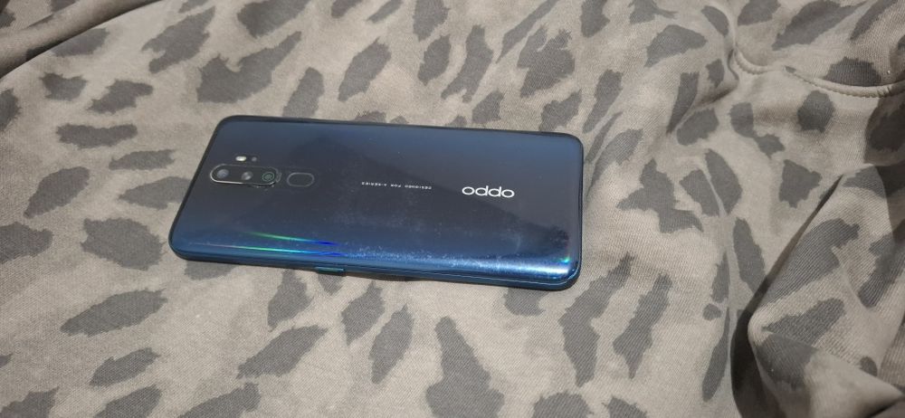 Oppo A9 2o2o 128gb.