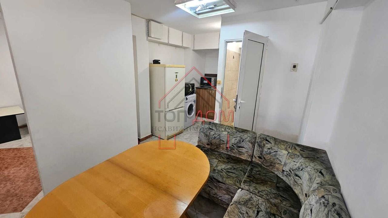 Продава се Двустаен апартамент в Варна, Цветен квартал - 50 кв.м за 2100 €/кв.м - Снимка #4
