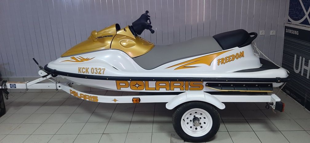 Продам гидроцикл Polaris