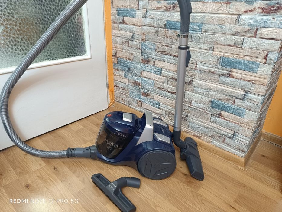 Прахосмукачка Hoover Breeze br71 700w