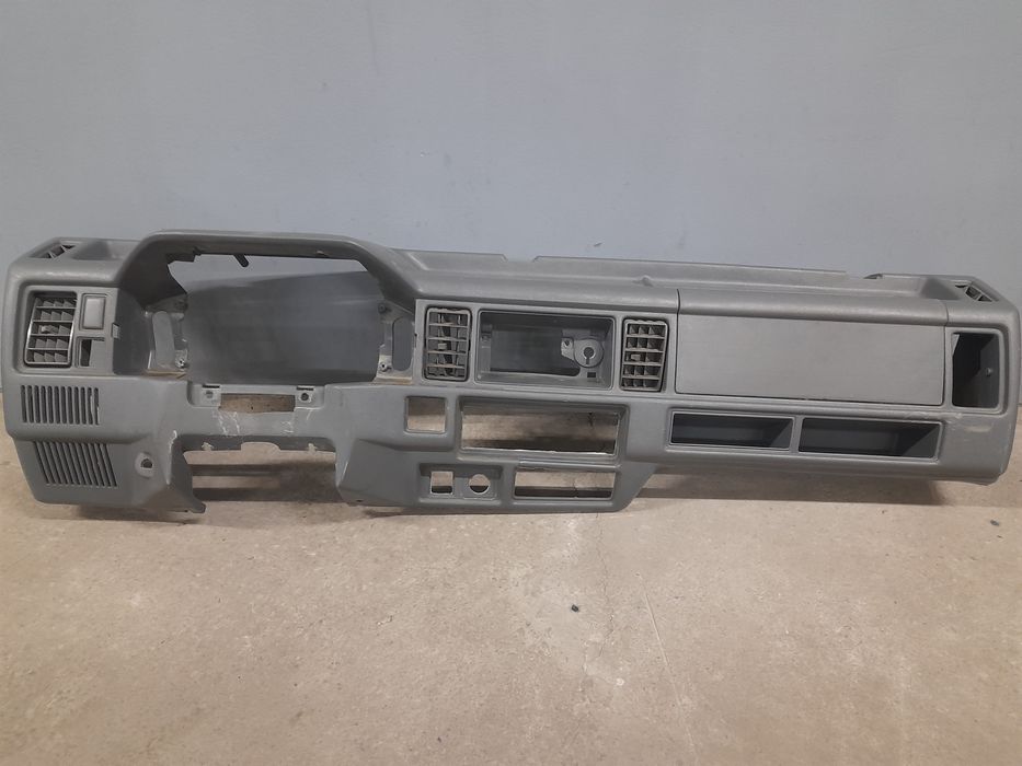 Damas tarpida  sotiladi