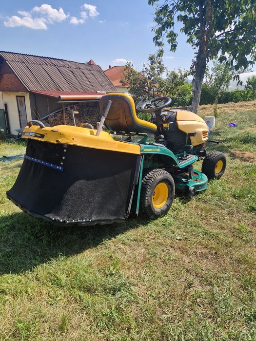 Tractoraș tuns iarbă gazon yardman 15 cp