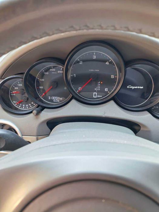 Porsche Cayenne 3.0 V6 300 CP