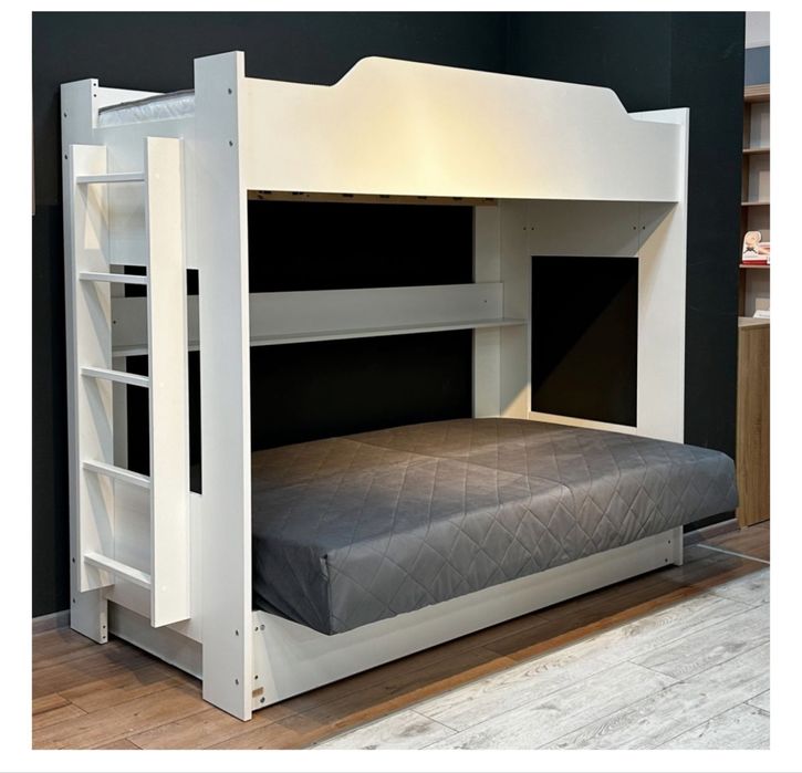 Продам двухъярусную кровать