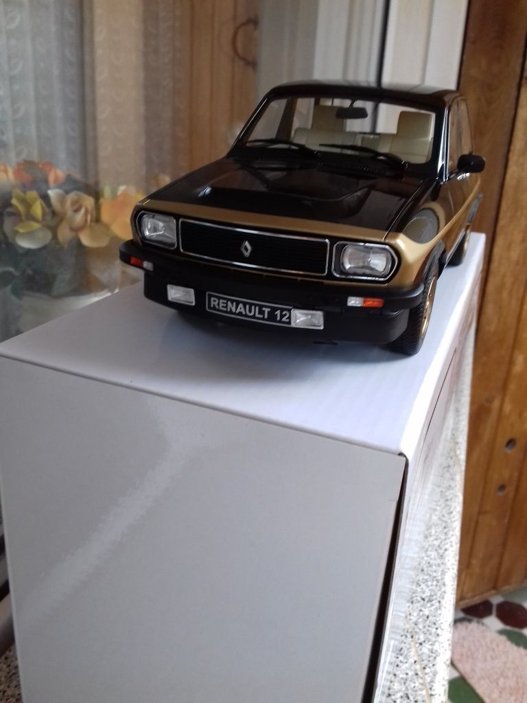 Otto 1/18, Renault 12