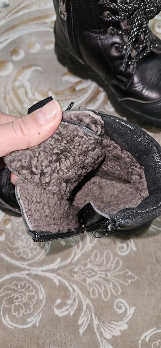 Продам детские сапожки