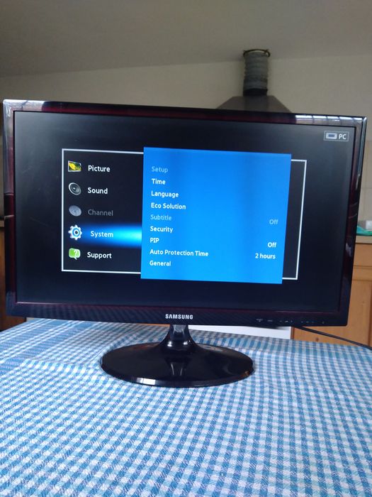 Телевизор Samsung LT24B350EW