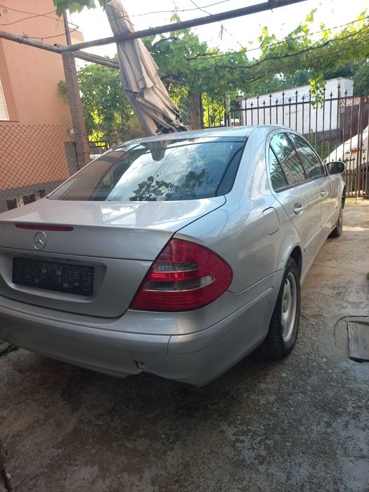 Mercedes W211 2.2 cdi -на части