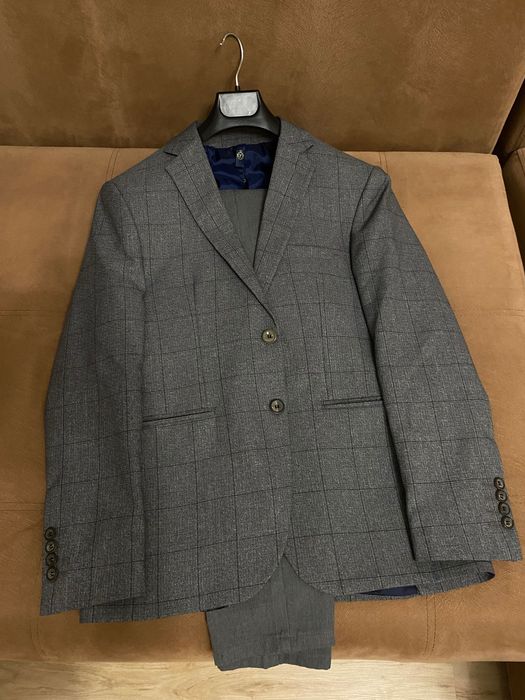 Классический костюм