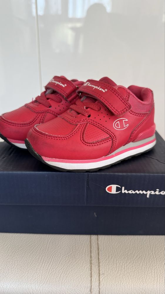 Детски маратонки Skechers и Champion