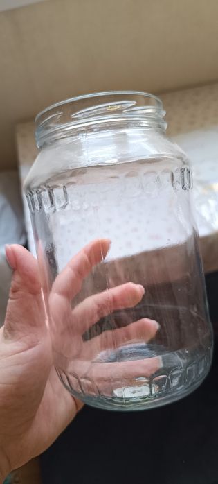 Продаются  банки