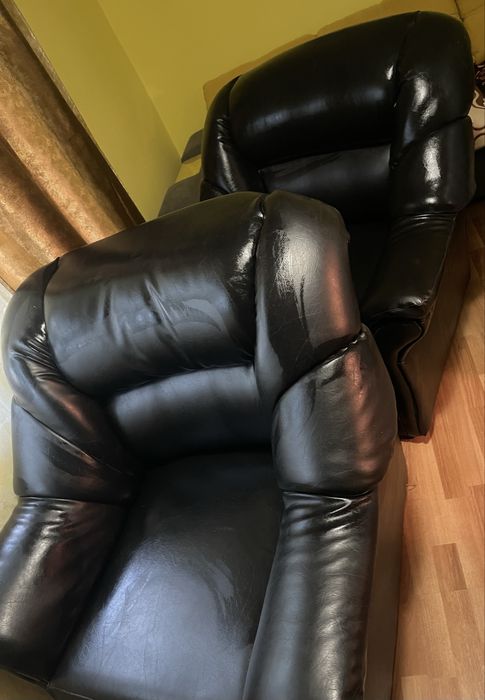 Vand 2 Fotolii stare buna