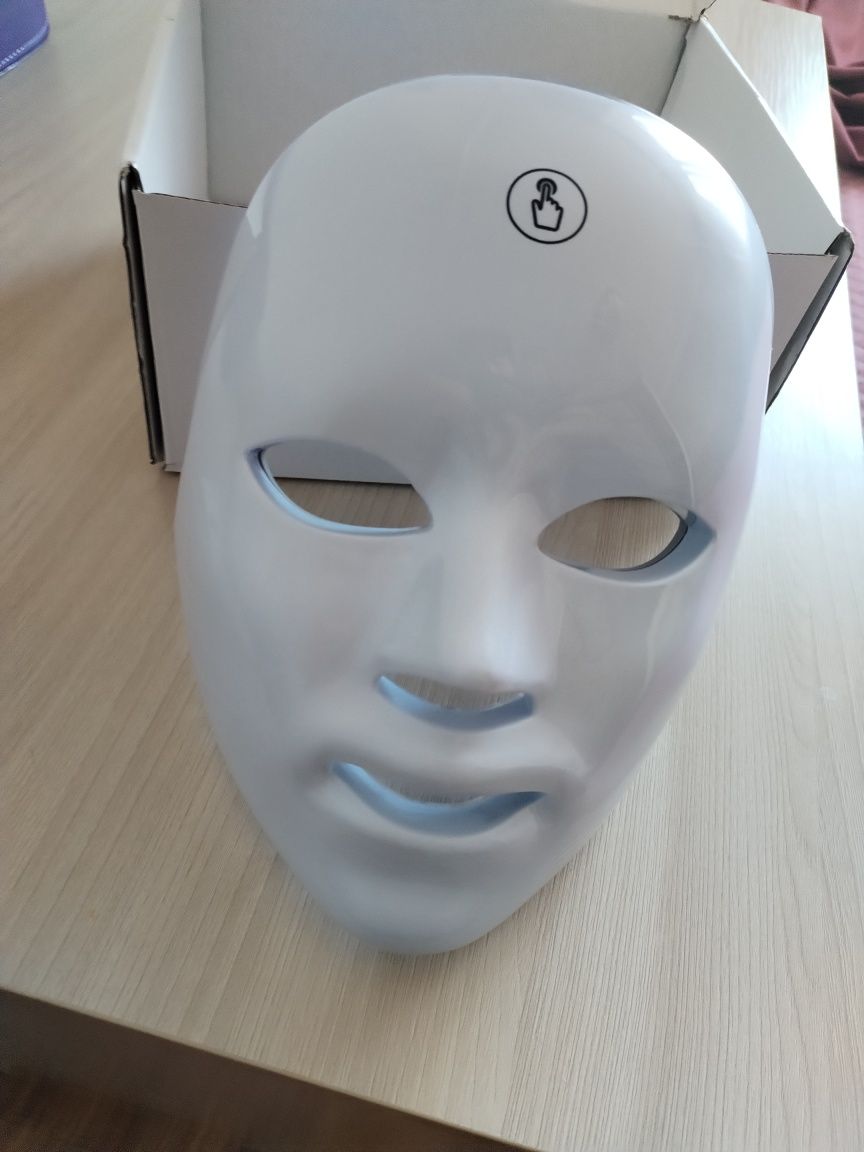 Продам маска новый