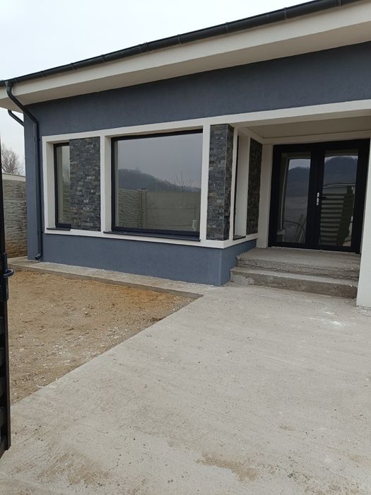 Casa de vânzare Leamna de jos.