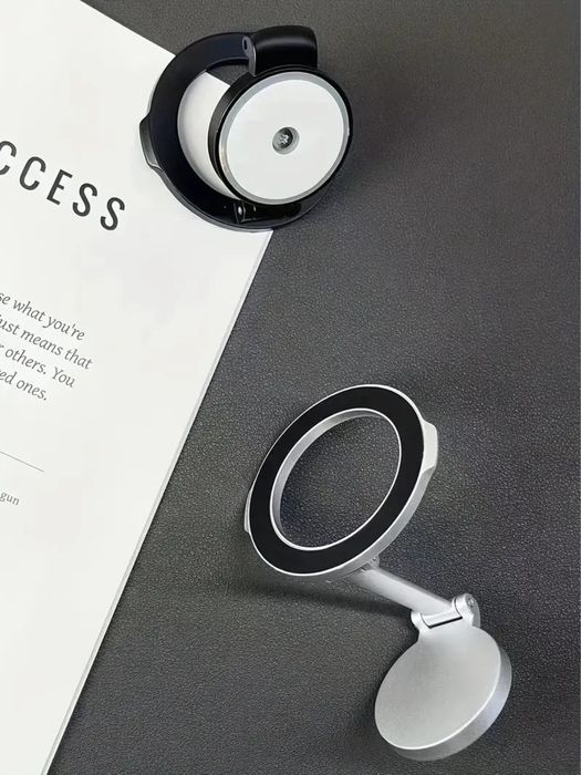 Suport magnetic pentru telefon