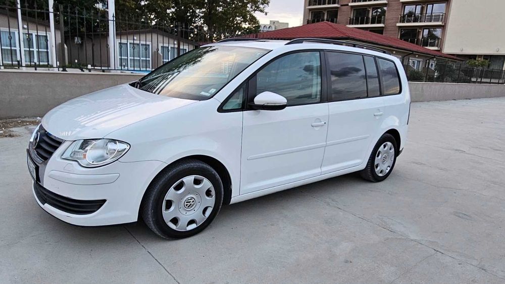 Продавам Volkswagen