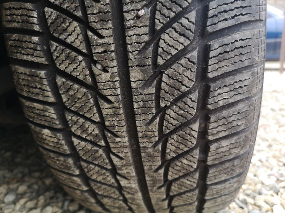 235 45 17 R17 iarnă noi