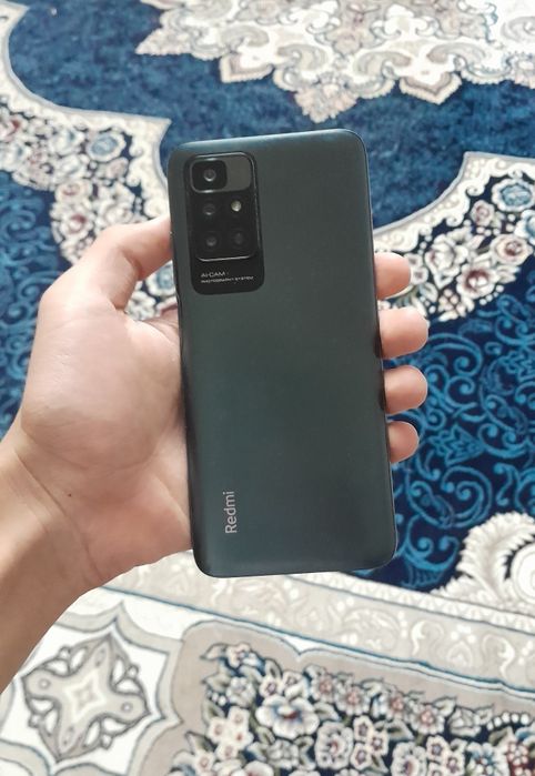 Redmi 10  bor sotiladi