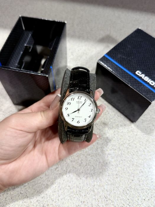 Ceas CASIO nou + cutie