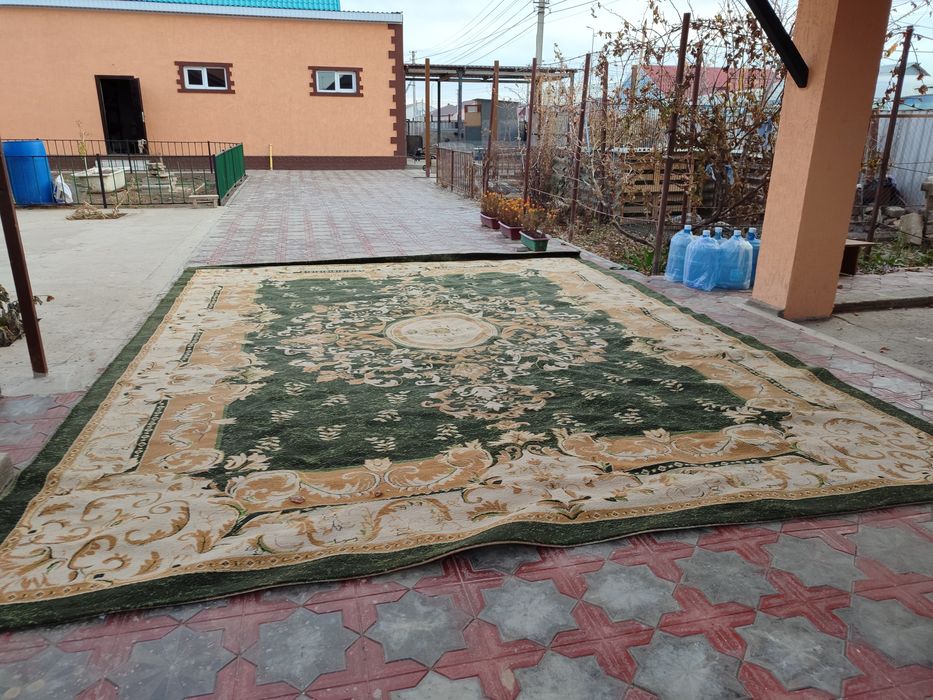 Өте сапалы кілемдер  сатылады