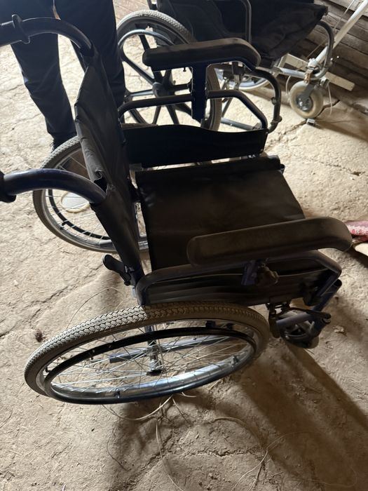 Инвалидная коляска