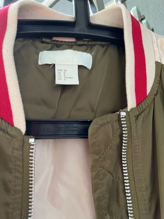 Дамско бомбър яке H&M