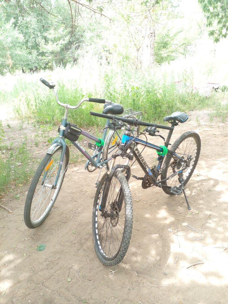 Два велосипеда в хорошем состояние