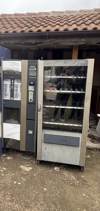 Продавам машина бианчи+снакс машина