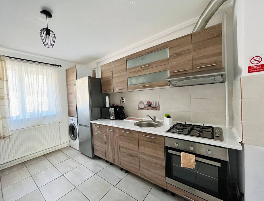 Apartament cu o camera de inchiriat