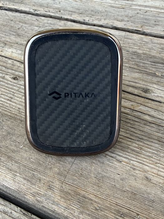 Suport telefon magnetic Pitaka